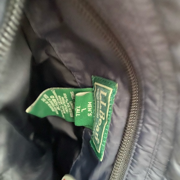 L.L. Bean Goose Down Reversible Red/Black Puffer Vest. Size Large tall - Picture 3 of 8